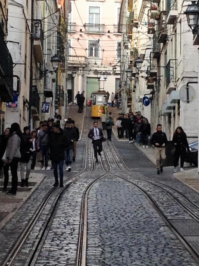 Apartment Yellow Bica Lisboa Εξωτερικό φωτογραφία